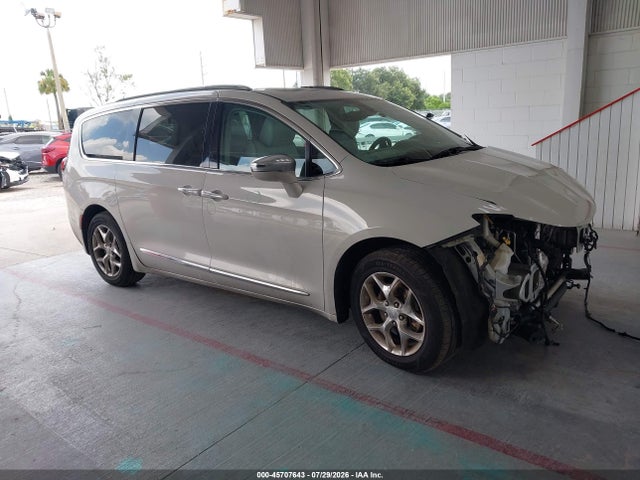 45707643 :رقم المزاد ، 2C4RC1GG0HR592539 vin ، 2017 Chrysler Pacifica Limited مزاد بيع