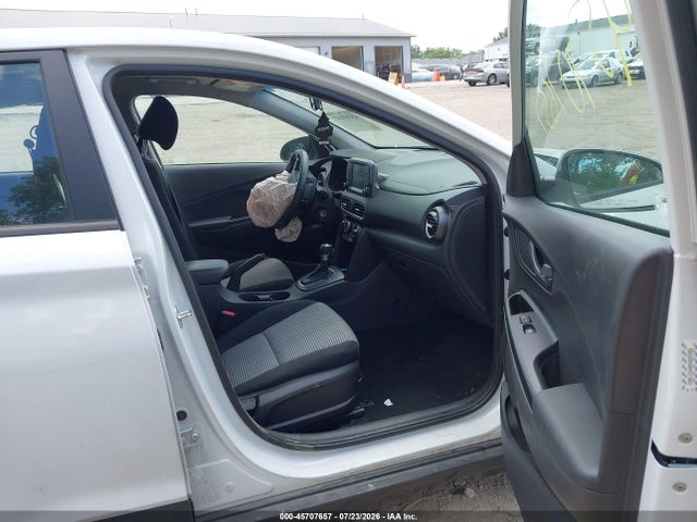 45707657 :رقم المزاد ، KM8K12AA8MU659382 vin ، 2021 Hyundai Kona Se مزاد بيع