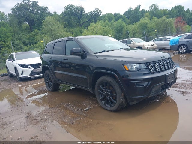 45707694 :رقم المزاد ، 1C4RJFAG3JC215021 vin ، 2018 Jeep Grand Cherokee Altitude 4x4 مزاد بيع