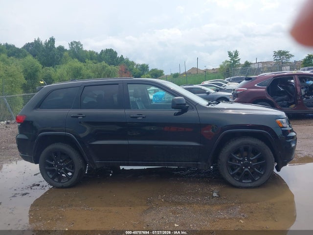 45707694 :رقم المزاد ، 1C4RJFAG3JC215021 vin ، 2018 Jeep Grand Cherokee Altitude 4x4 مزاد بيع