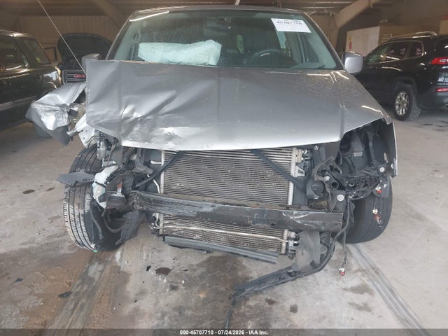 45707710 :رقم المزاد ، 2C4RC1BGXGR247119 vin ، 2016 Chrysler Town & Country Touring مزاد بيع