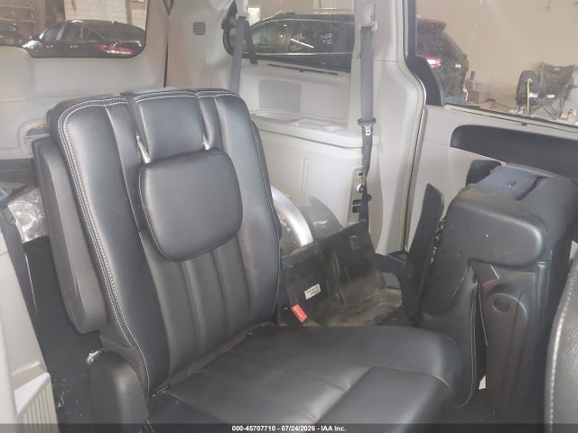 45707710 :رقم المزاد ، 2C4RC1BGXGR247119 vin ، 2016 Chrysler Town & Country Touring مزاد بيع