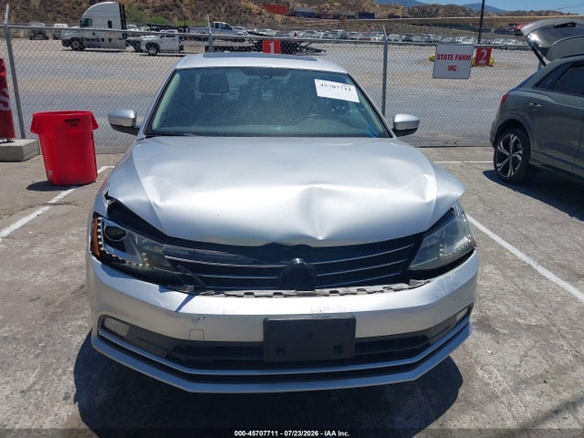 3VWL17AJ9GM204679 Volkswagen Jetta 1.8t Sel