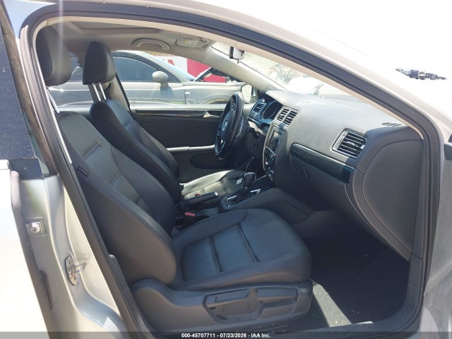 3VWL17AJ9GM204679 Volkswagen Jetta 1.8t Sel