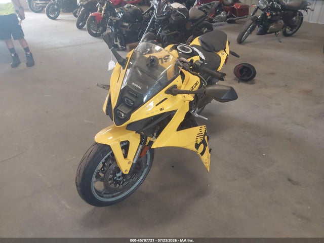 2024 Suzuki Gsx800 F მანქანა იყიდება აუქციონზე, vin: JS1EM13BXR7101140, აუქციონის ნომერი: 45707721