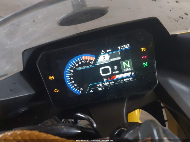 2024 Suzuki Gsx800 F მანქანა იყიდება აუქციონზე, vin: JS1EM13BXR7101140, აუქციონის ნომერი: 45707721