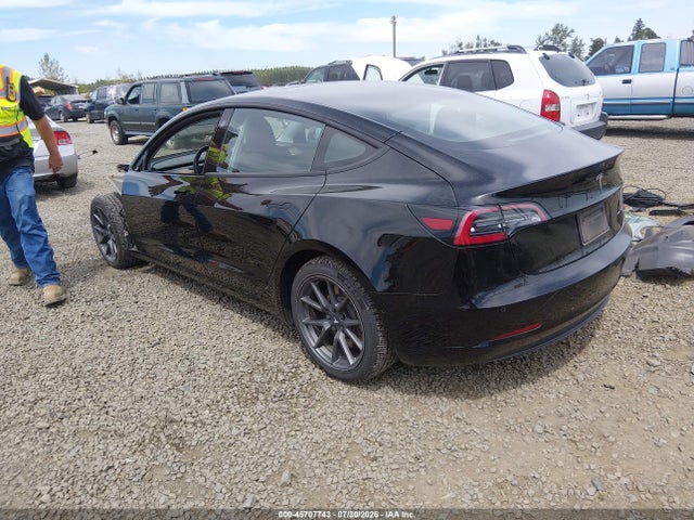 Tesla Model 3 Long Range Dual Motor All-wheel Drive 2021 5YJ3E1EB3MF903104 Image 3