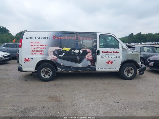 Chevrolet Express 2500 Work Van 2018 1GCWGAFG3J1209356 Image 13