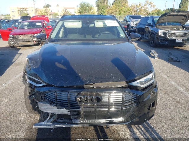 Audi E-tron Premium Quattro 2021 WA1AAAGE1MB010971 Image 13