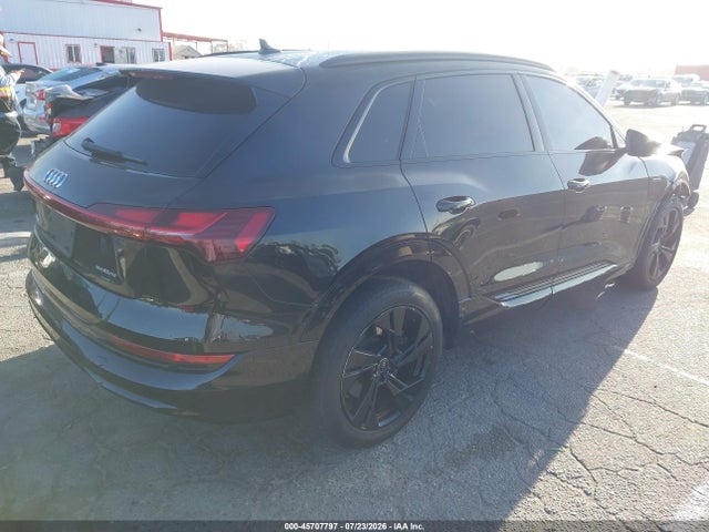 Audi E-tron Premium Quattro 2021 WA1AAAGE1MB010971 Image 4