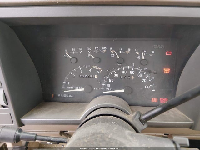 Продажа на аукционе авто 1993 Chevrolet Gmt-400 C1500, vin: 1GCEC14K5PE104835, номер лота: 45707823
