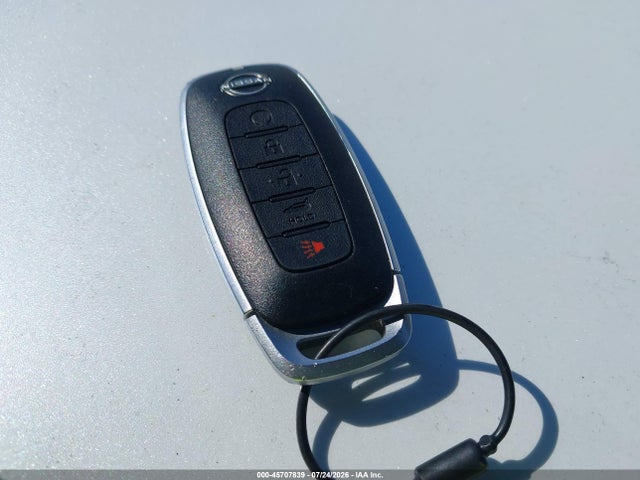 JN8BT3BB3RW431690 Nissan Rogue Sv Intelligent Awd