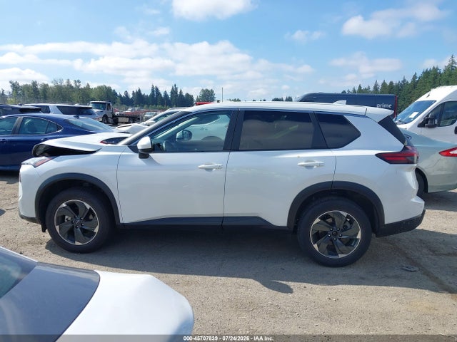 JN8BT3BB3RW431690 Nissan Rogue Sv Intelligent Awd