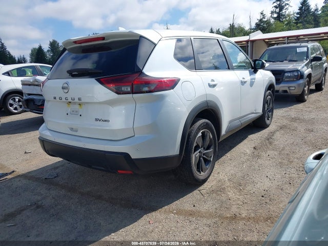 JN8BT3BB3RW431690 Nissan Rogue Sv Intelligent Awd