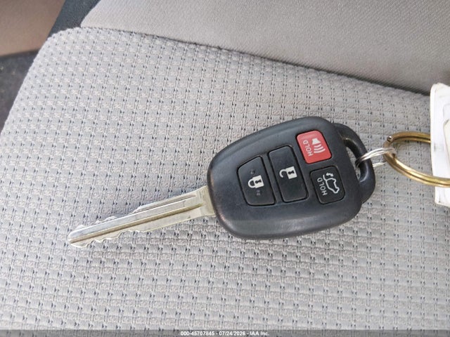 Aukcja sprzedaży 2016 Toyota Rav4 Xle, vin: JTMRFREV9GJ096004, numer aukcji: 45707845