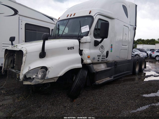 45707891 :رقم المزاد ، 1FUJGLDR8GLGV6428 vin ، 2016 Freightliner Cascadia 125 مزاد بيع