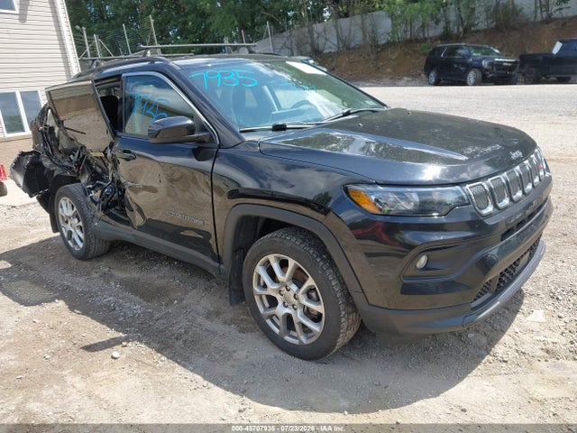 45707935 :رقم المزاد ، 3C4NJDFB6NT194501 vin ، 2022 Jeep Compass Latitude Lux 4x4 مزاد بيع