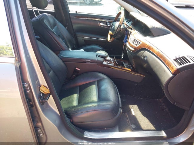 2011 Mercedes-benz S 550 4matic მანქანა იყიდება აუქციონზე, vin: WDDNG8GB5BA393987, აუქციონის ნომერი: 45707953