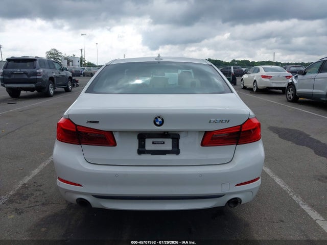 45707992 :رقم المزاد ، WBAJA7C53KWW13633 vin ، 2019 Bmw 5 Series 530i Xdrive مزاد بيع
