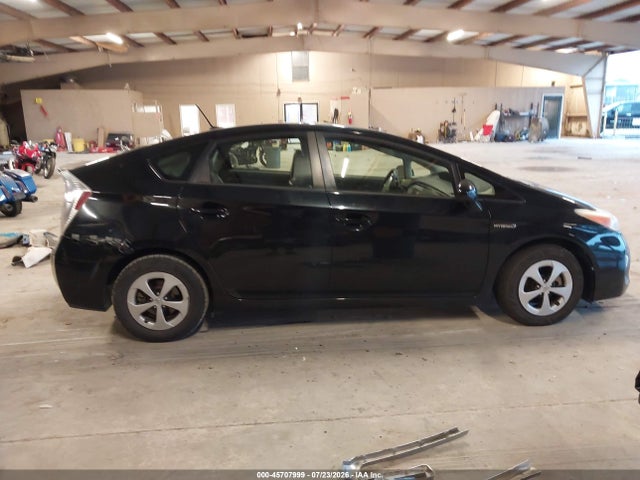2014 Toyota Prius Four მანქანა იყიდება აუქციონზე, vin: JTDKN3DU4E1775217, აუქციონის ნომერი: 45707999