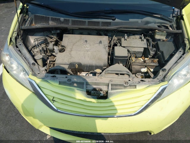 Aukcja sprzedaży 2015 Toyota Sienna Le 8 Passenger, vin: 5TDKK3DC5FS644656, numer aukcji: 45708006