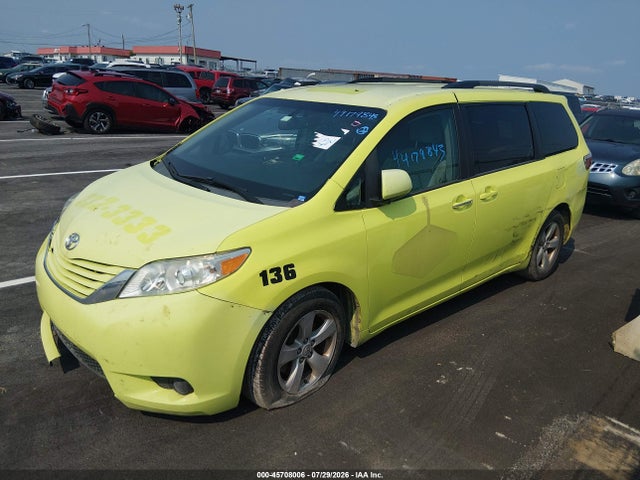 Aukcja sprzedaży 2015 Toyota Sienna Le 8 Passenger, vin: 5TDKK3DC5FS644656, numer aukcji: 45708006