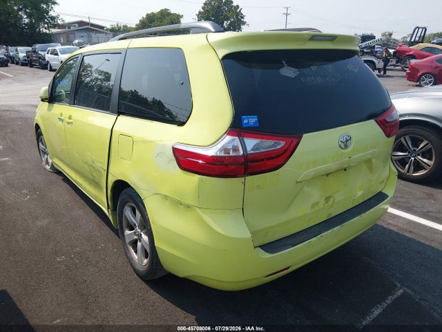 Aukcja sprzedaży 2015 Toyota Sienna Le 8 Passenger, vin: 5TDKK3DC5FS644656, numer aukcji: 45708006