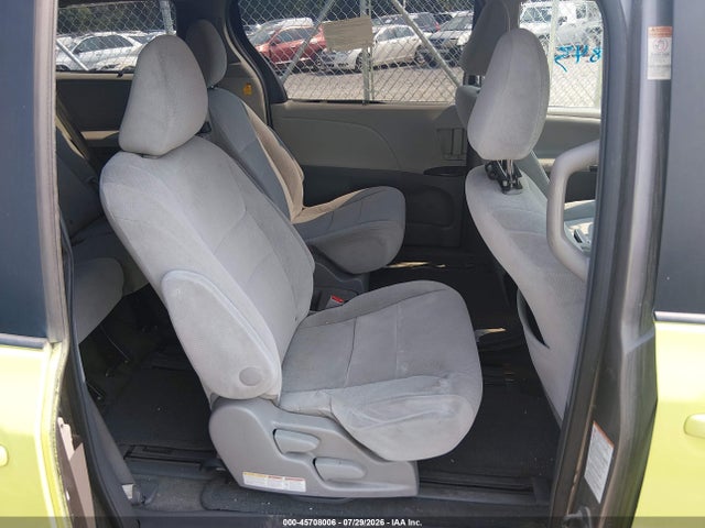 Aukcja sprzedaży 2015 Toyota Sienna Le 8 Passenger, vin: 5TDKK3DC5FS644656, numer aukcji: 45708006