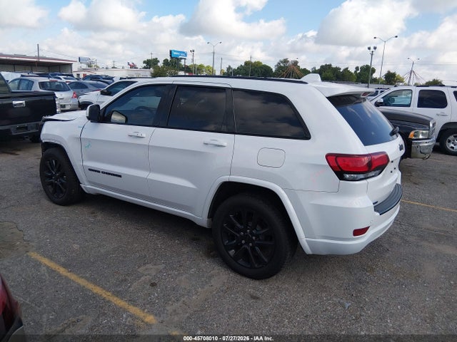 45708010 :رقم المزاد ، 1C4RJEAG3JC394641 vin ، 2018 Jeep Grand Cherokee Altitude 4x2 مزاد بيع