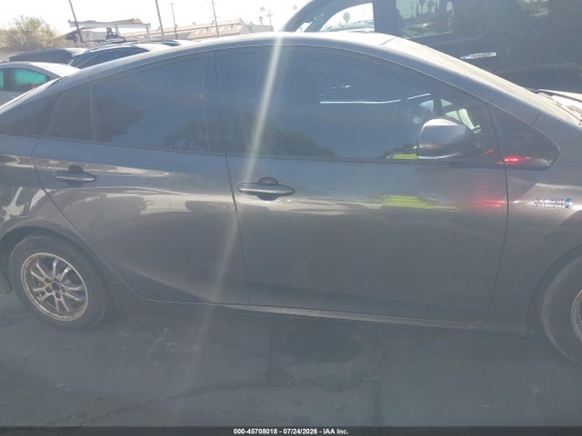 JTDKARFP0J3104647 Toyota Prius Prime Premium