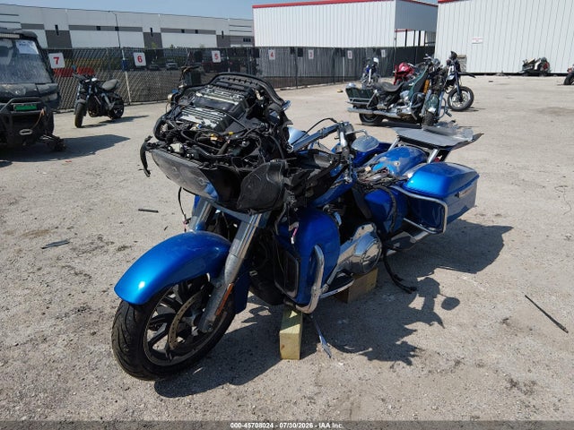 45708024 :رقم المزاد ، 1HD1KGD17JB669347 vin ، 2018 Harley-davidson Fltru مزاد بيع