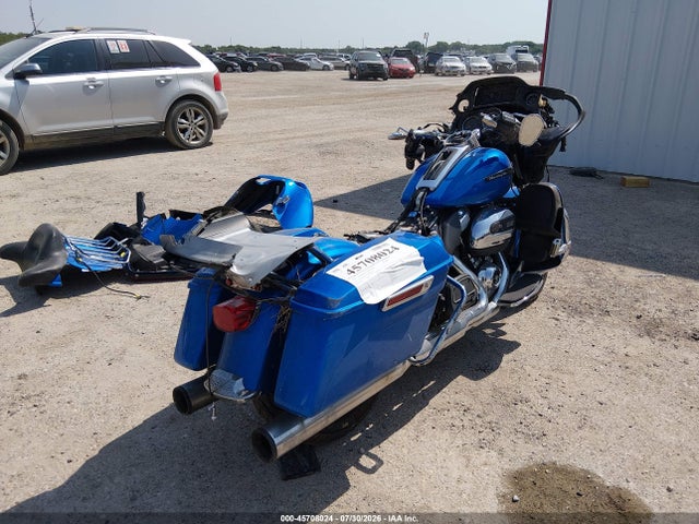 45708024 :رقم المزاد ، 1HD1KGD17JB669347 vin ، 2018 Harley-davidson Fltru مزاد بيع
