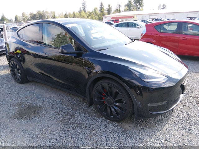 45708051 :رقم المزاد ، 7SAYGDEF1NF507584 vin ، 2022 Tesla Model Y Performance Dual Motor All-wheel Drive مزاد بيع