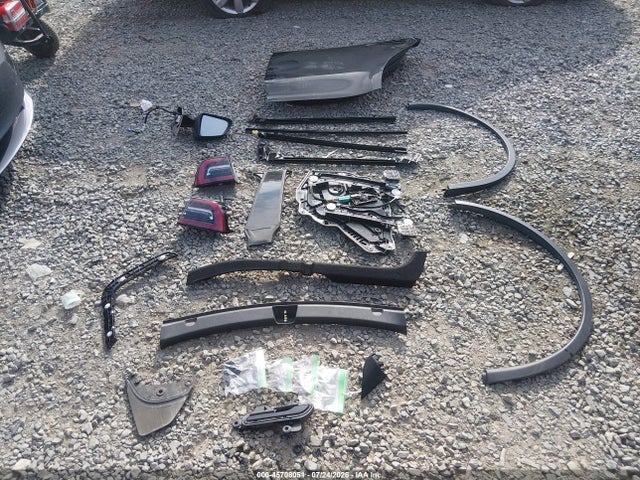 45708051 :رقم المزاد ، 7SAYGDEF1NF507584 vin ، 2022 Tesla Model Y Performance Dual Motor All-wheel Drive مزاد بيع