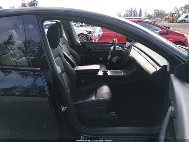 45708051 :رقم المزاد ، 7SAYGDEF1NF507584 vin ، 2022 Tesla Model Y Performance Dual Motor All-wheel Drive مزاد بيع
