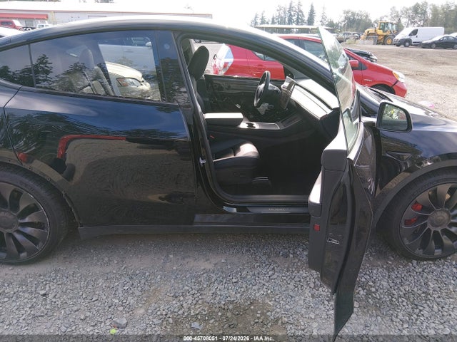 45708051 :رقم المزاد ، 7SAYGDEF1NF507584 vin ، 2022 Tesla Model Y Performance Dual Motor All-wheel Drive مزاد بيع