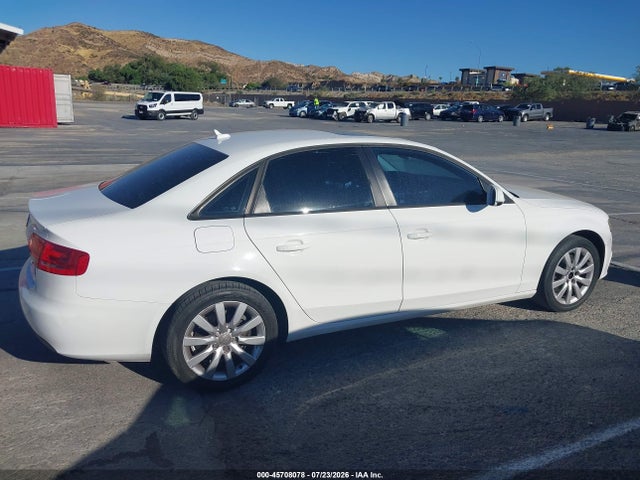 Продаж на аукціоні авто 2012 Audi A4 2.0t Premium, vin: WAUAFAFL6CN015407, номер лоту: 45708078