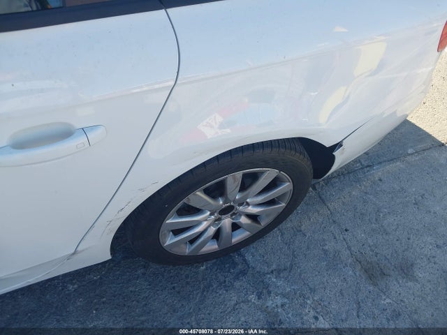 Продаж на аукціоні авто 2012 Audi A4 2.0t Premium, vin: WAUAFAFL6CN015407, номер лоту: 45708078