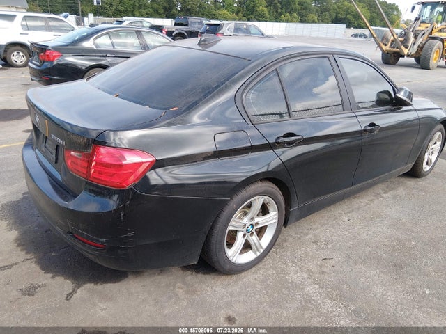 45708096 :رقم المزاد ، WBA3A5C52EP601520 vin ، 2014 Bmw 328i مزاد بيع