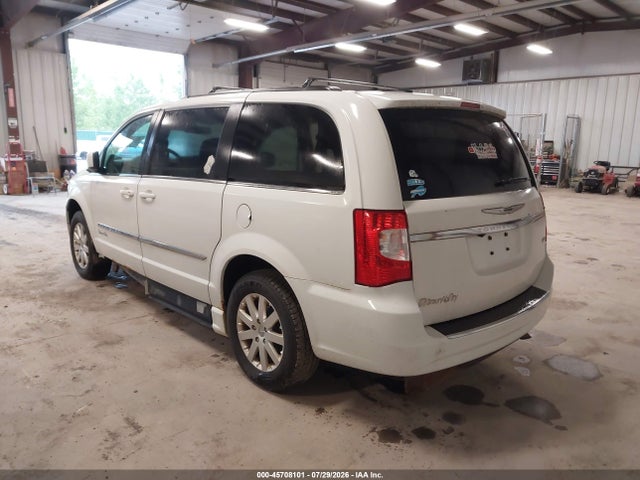 2016 Chrysler Town & Country Touring მანქანა იყიდება აუქციონზე, vin: 2C4RC1BG3GR290233, აუქციონის ნომერი: 45708101