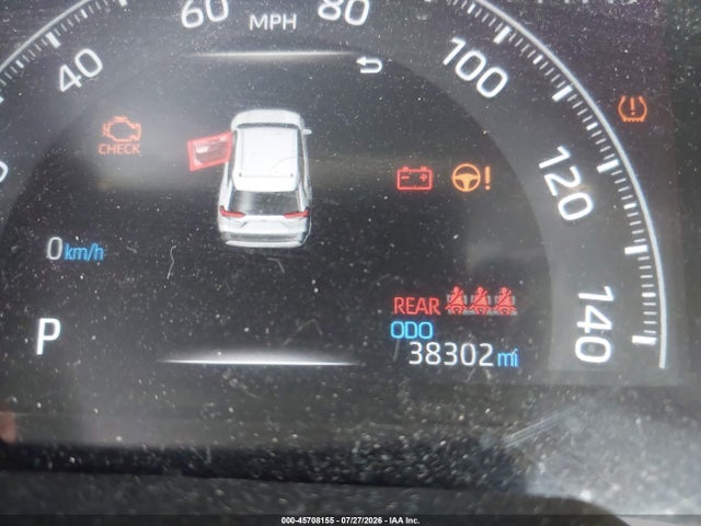 2T3F1RFV4RW470751 Toyota RAV4 LE