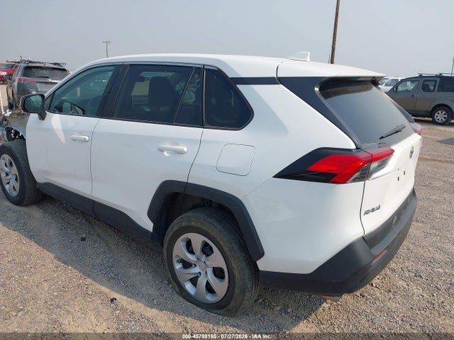 2T3F1RFV4RW470751 Toyota RAV4 LE