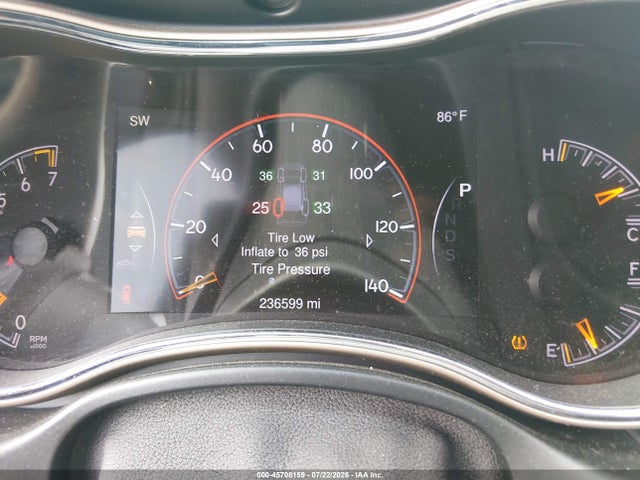 Jeep Grand Cherokee Limited 2015 1C4RJFBG0FC726854 Image 15