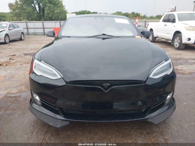 Продажа на аукционе авто 2018 Tesla Model S 100d/75d/p100d, vin: 5YJSA1E28JF294076, номер лота: 45708192