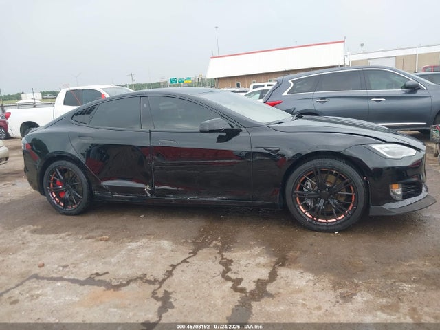 Продажа на аукционе авто 2018 Tesla Model S 100d/75d/p100d, vin: 5YJSA1E28JF294076, номер лота: 45708192