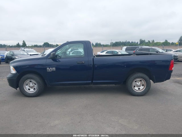 3C6JR6DG6KG503896 RAM 1500 Classic Tradesman 4x2 8&#039; Box