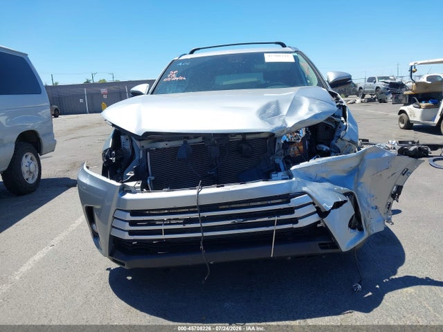 Toyota Highlander Xle 2019 5TDJZRFH6KS609704 Image 13