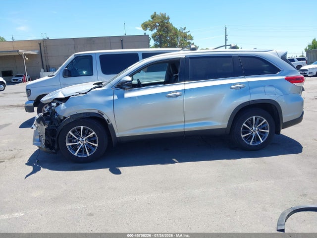 Toyota Highlander Xle 2019 5TDJZRFH6KS609704 Image 15