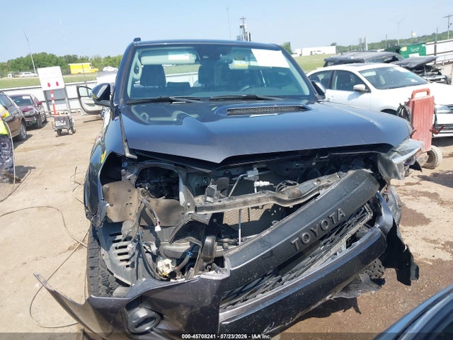 Продажа на аукционе авто 2020 Toyota 4runner Trd Off Road, vin: JTEBU5JR5L5773654, номер лота: 45708241