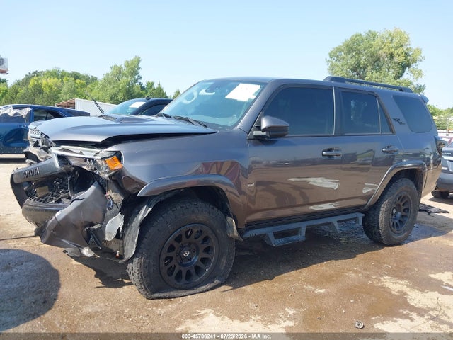Продажа на аукционе авто 2020 Toyota 4runner Trd Off Road, vin: JTEBU5JR5L5773654, номер лота: 45708241
